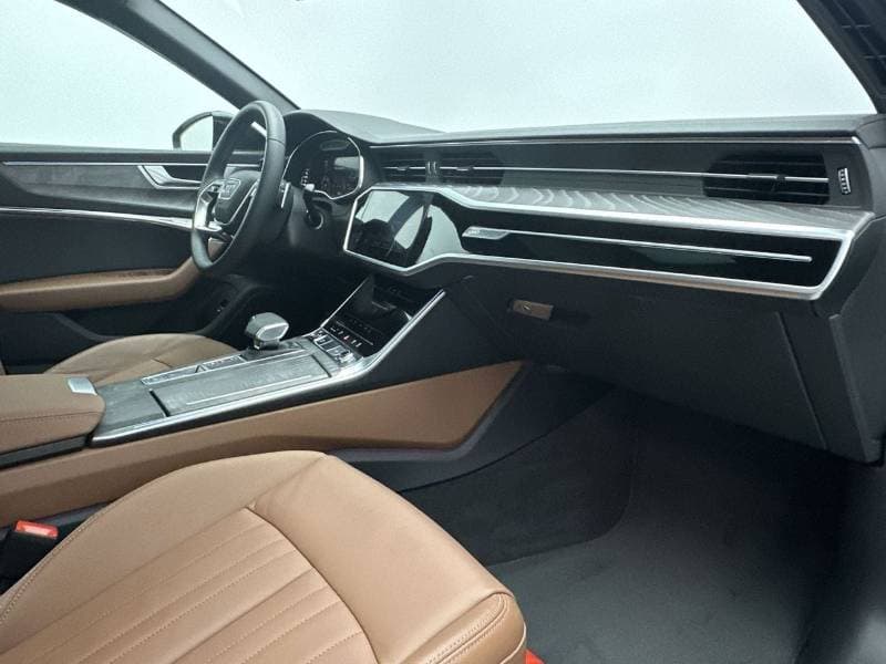 2024 Audi A6 40 TFSI ADVANCED thumbnail 8