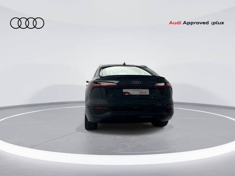 2024 Audi Q8 e tron thumbnail 4