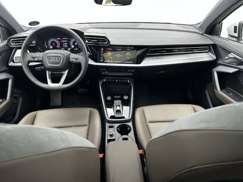 2026 Audi A3 35 TFSI thumbnail 5