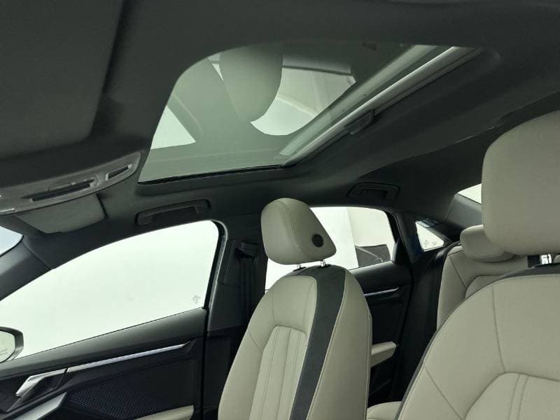 2026 Audi A3 35 TFSI ADVANCED thumbnail 8