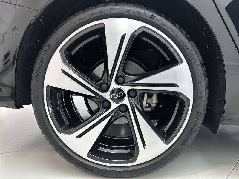 2025 Audi A3 35 TFSI S LINE thumbnail 6