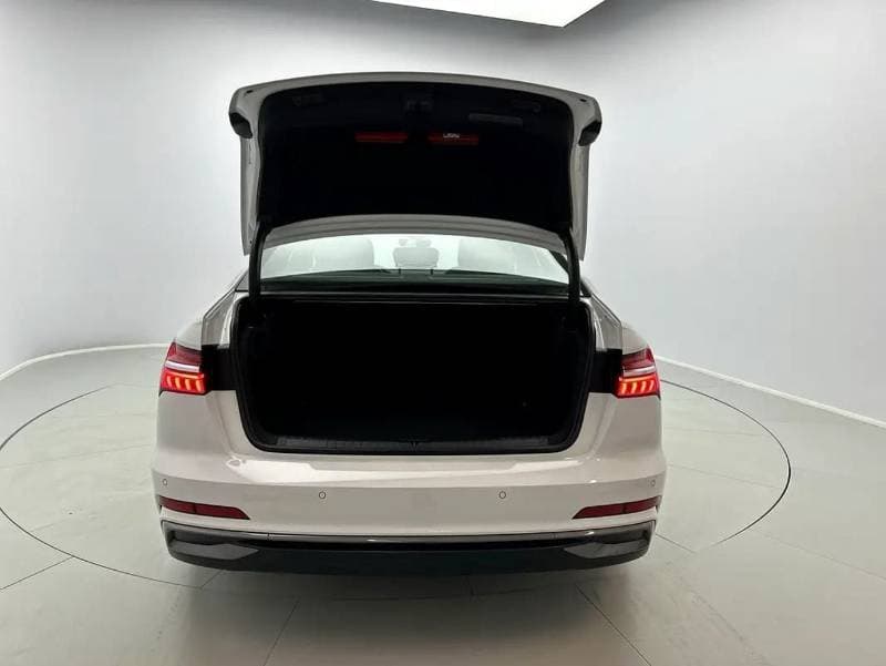 2024 Audi A6 40 TFSI S LINE thumbnail 2