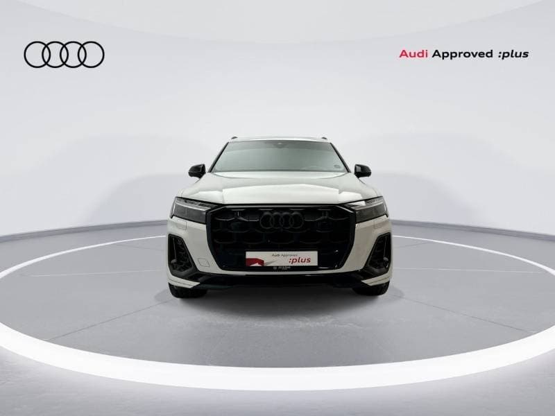 2025 Audi SQ7 STANDARD thumbnail 3