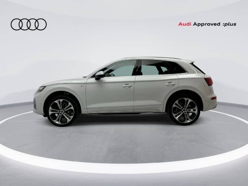 2024 Audi Q5 45 TFSI S LINE thumbnail 2