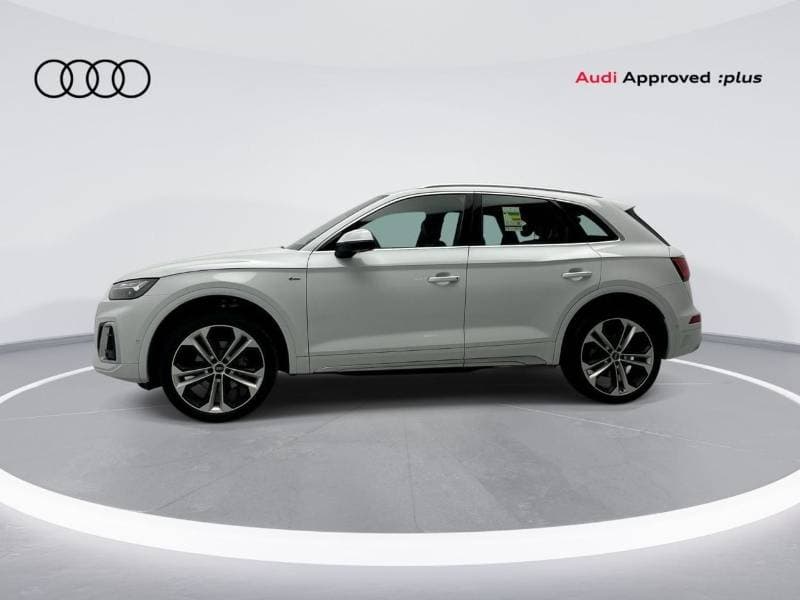 2024 Audi Q5 45 TFSI S LINE thumbnail 2