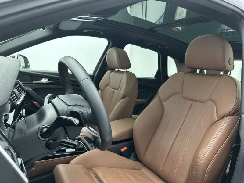 2024 Audi Q5 45 TFSI S LINE thumbnail 8