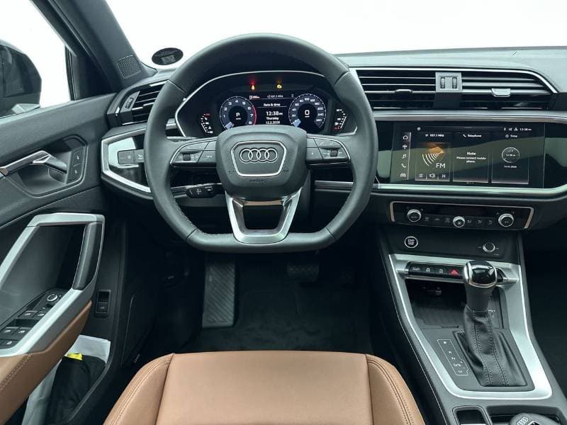 2026 Audi Q3 Sportback 40 TFSI quat 180hp S line thumbnail 4