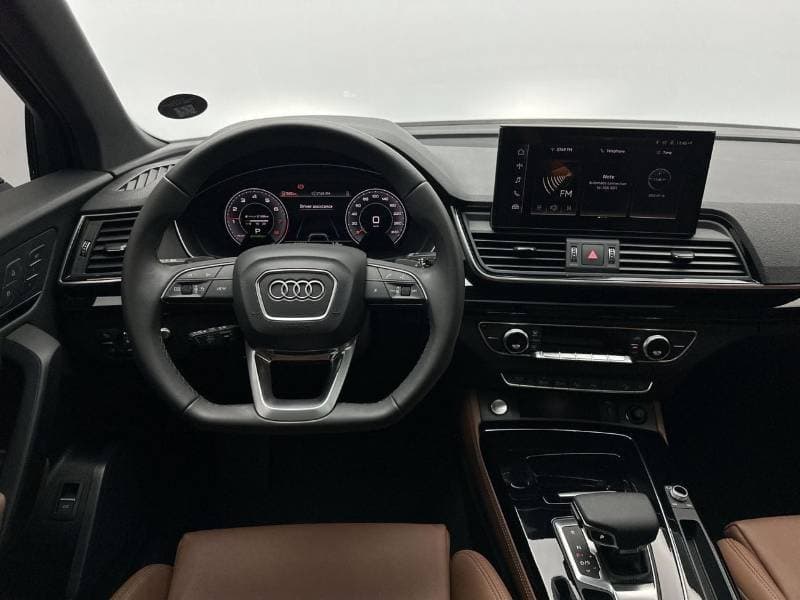 2024 Audi Q5 45 TFSI S LINE thumbnail 5