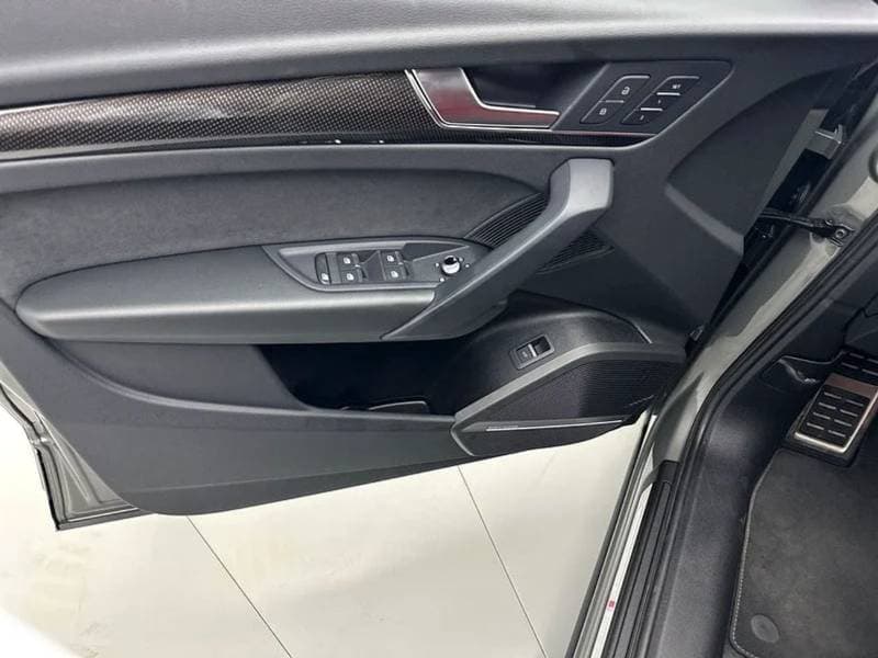 2024 Audi SQ5 TFSI thumbnail 8
