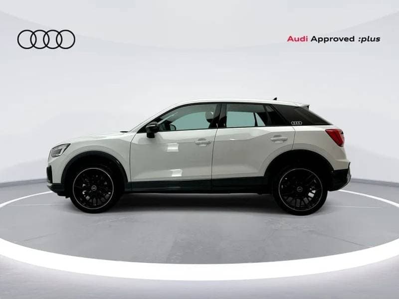 2024 Audi Q2 35 TFSI BLACK thumbnail 3