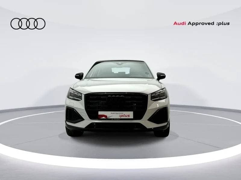 2024 Audi Q2 35 TFSI BLACK thumbnail 4