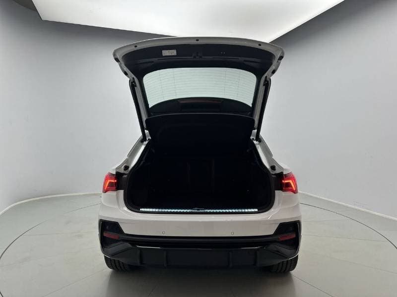 2025 Audi Q3 40 TFSI S LINE SPORTBACK thumbnail 5