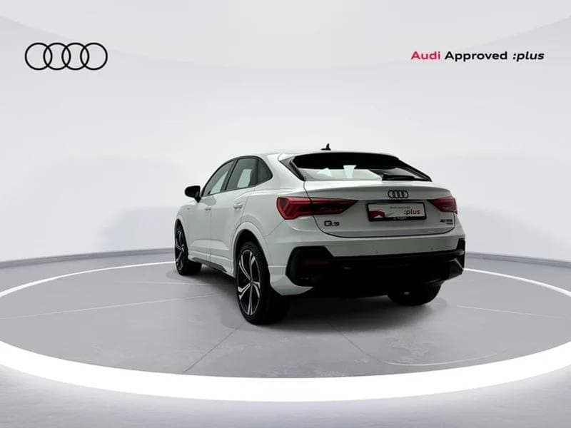 2024 Audi Q3 40 TFSI S LINE SPORTBACK thumbnail 2