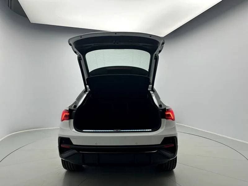 2024 Audi Q3 40 TFSI S LINE SPORTBACK thumbnail 6