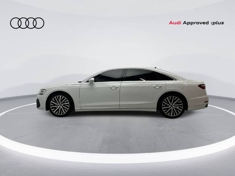 2022 Audi A6 40 TFSI thumbnail 2