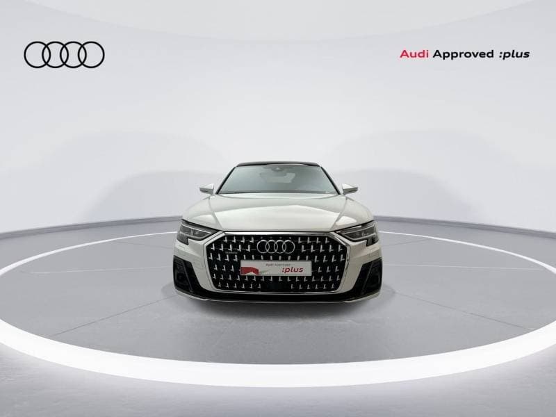 2022 Audi A6 40 TFSI thumbnail 3