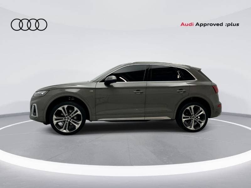 2024 Audi Q5 45 TFSI S LINE thumbnail 2