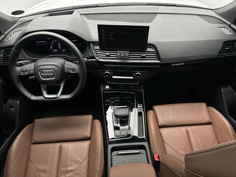 2024 Audi Q5 45 TFSI S LINE thumbnail 8