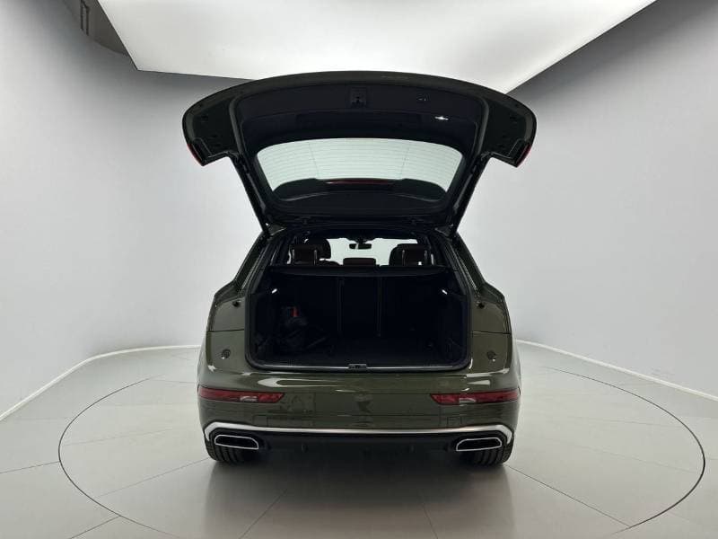 2024 Audi Q5 45 TFSI S LINE thumbnail 6