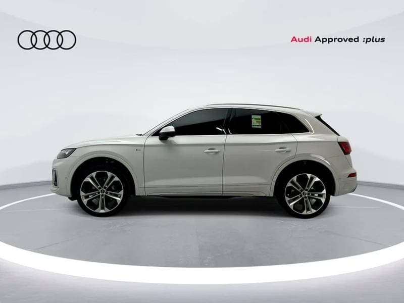 2024 Audi Q5 45 TFSI S LINE thumbnail 3