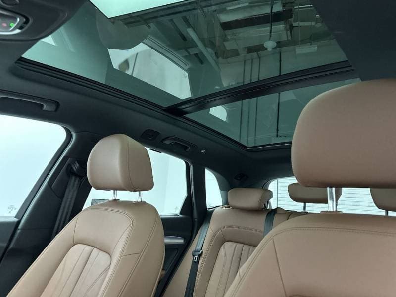 2023 Audi Q5 45 TFSI ADVANCED thumbnail 6