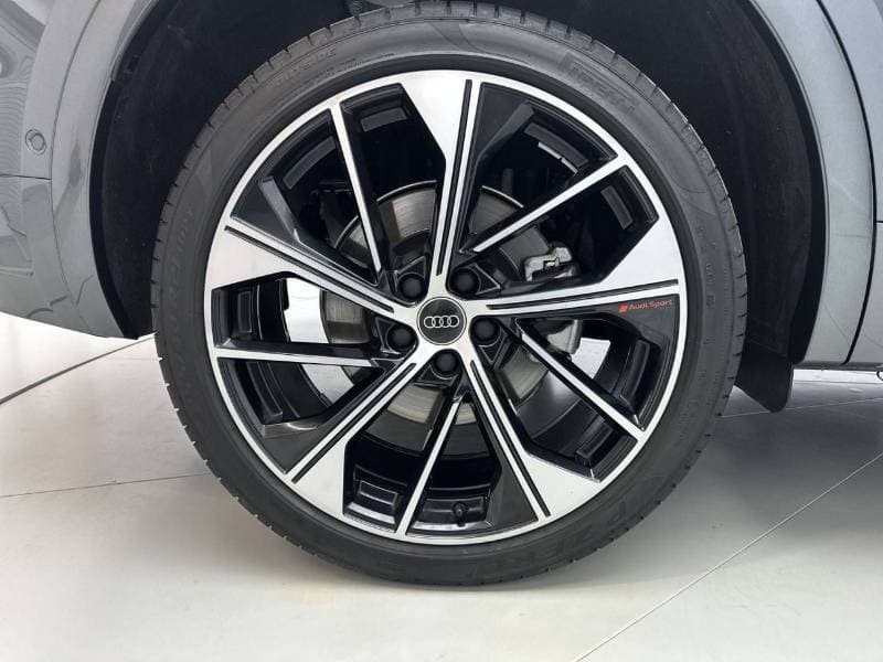 2025 Audi Q5 45 TFSI S LINE thumbnail 6