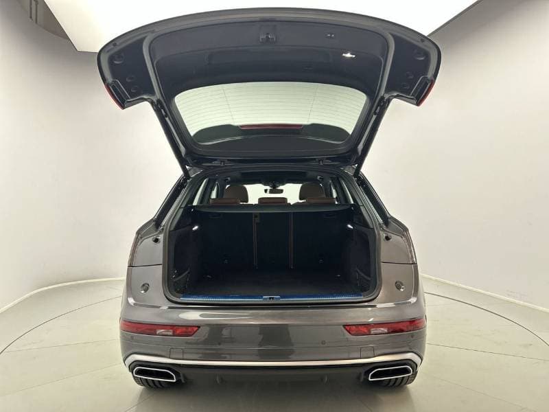 2025 Audi Q5 45 TFSI S LINE thumbnail 5