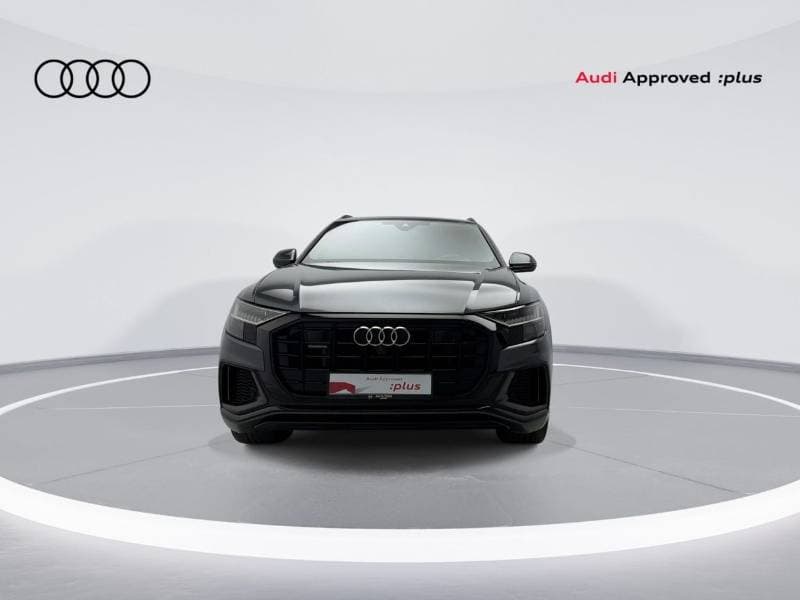 2023 Audi Q8 55 TFSI thumbnail 3