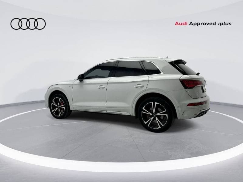 2023 Audi Q5 45 TFSI S LINE thumbnail 2
