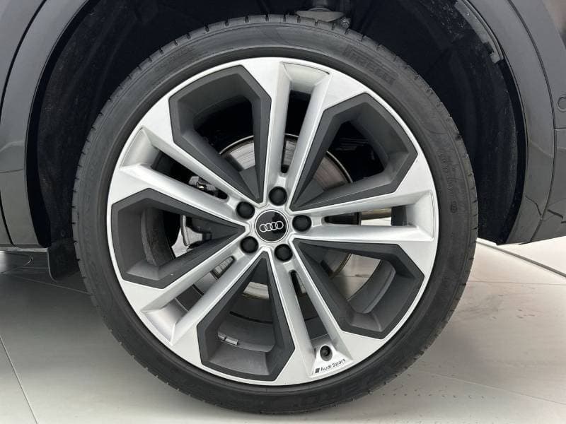 2024 Audi Q5 45 TFSI S LINE thumbnail 6