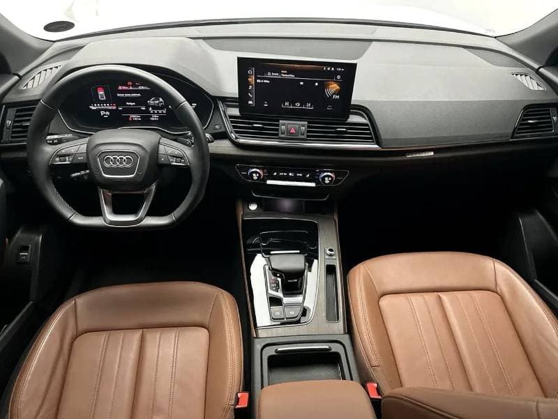 2024 Audi Q5 45 TFSI ADVANCED thumbnail 4