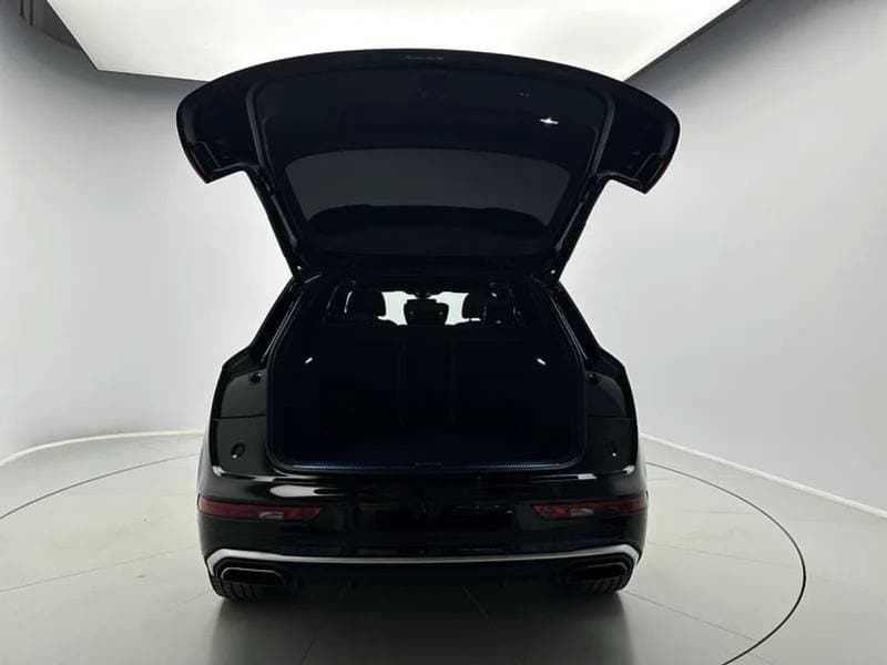 2023 Audi Q5 45 TFSI SPORTBACK S LINE thumbnail 6