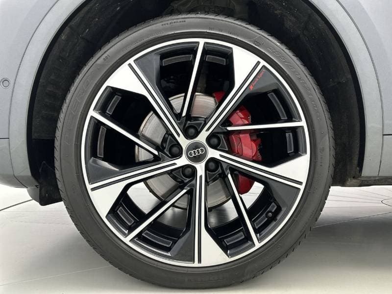 2024 Audi Q5 45 TFSI SPORTBACK S LINE thumbnail 6