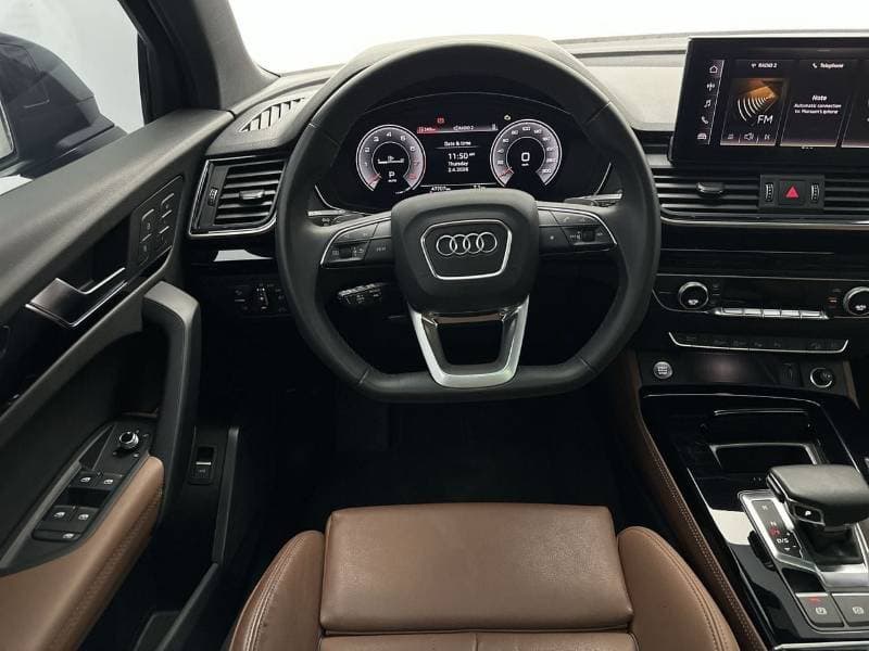 2024 Audi Q5 45 TFSI S LINE thumbnail 2
