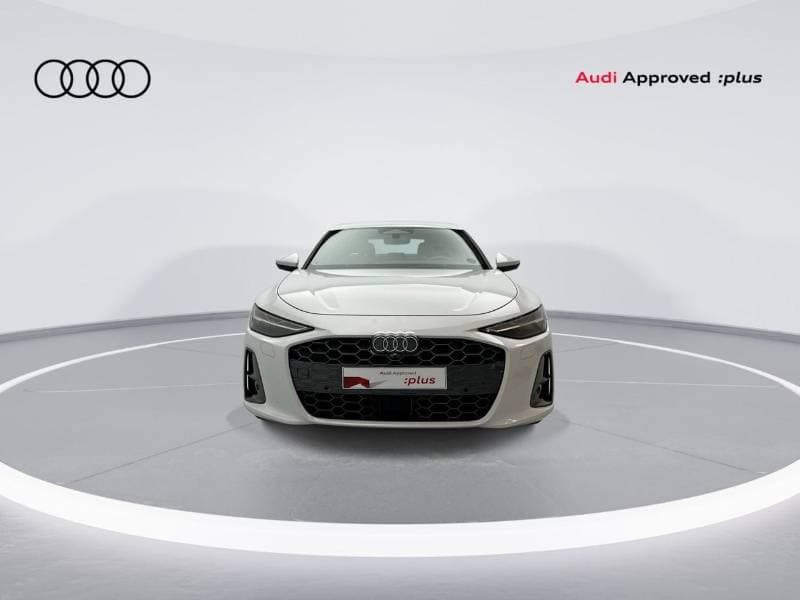 2026 Audi A6 40 TFSI thumbnail 3