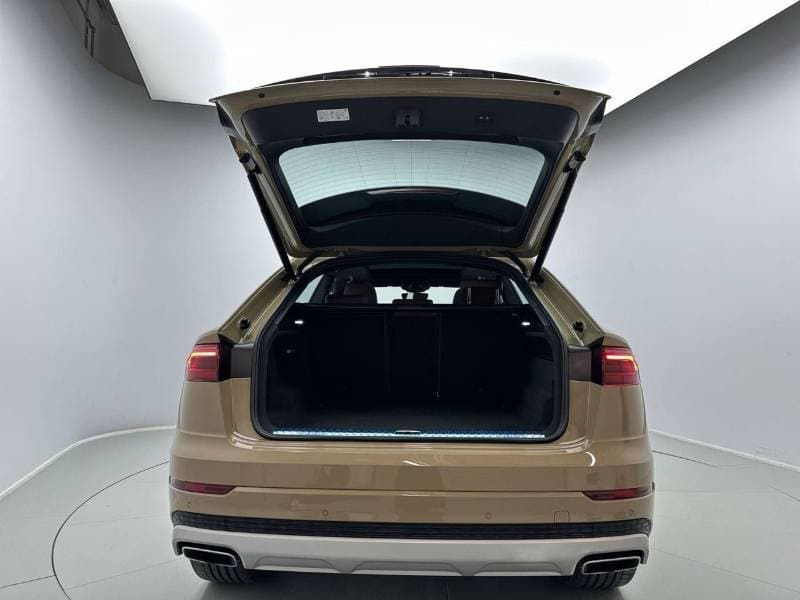 2024 Audi Q7 55 TFSI PROGRESS PLUS thumbnail 5