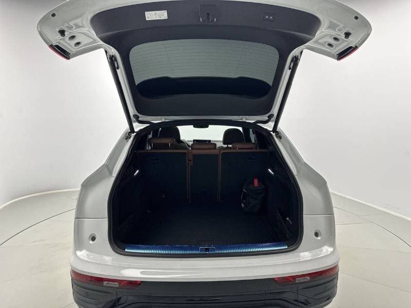 2025 Audi Q5 45 TFSI SPORTBACK S LINE thumbnail 6