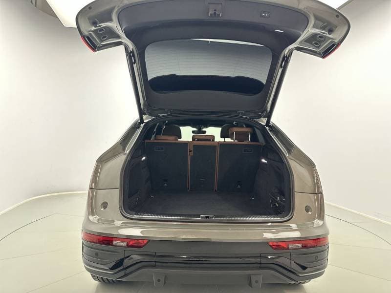 2024 Audi Q5 45 TFSI S LINE thumbnail 5
