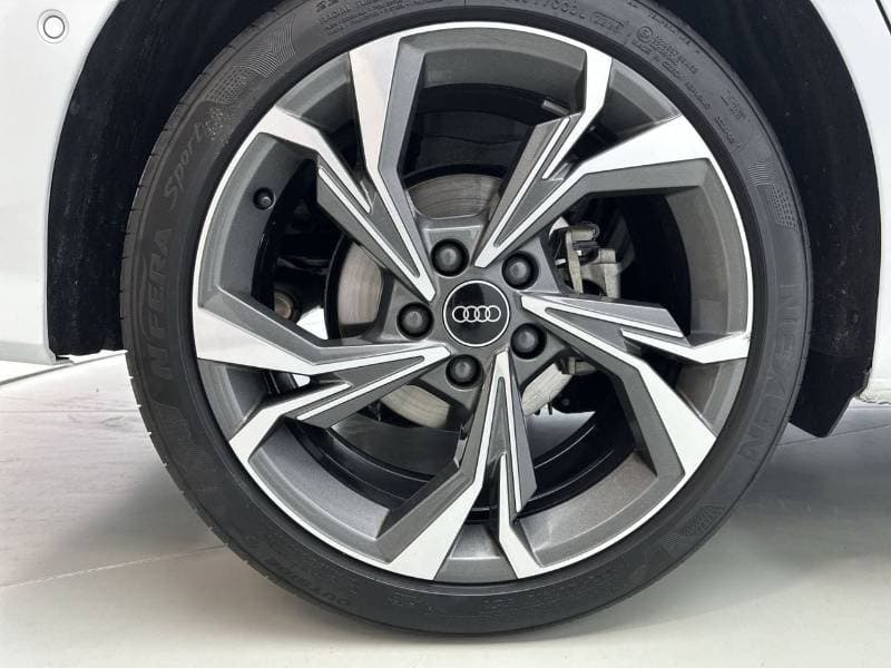 2026 Audi A3 35 TFSI thumbnail 6