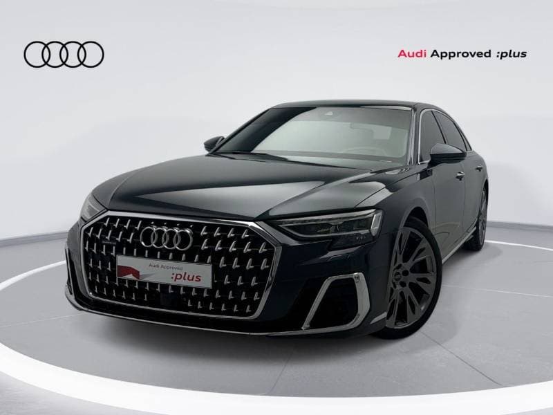2022 Audi A8