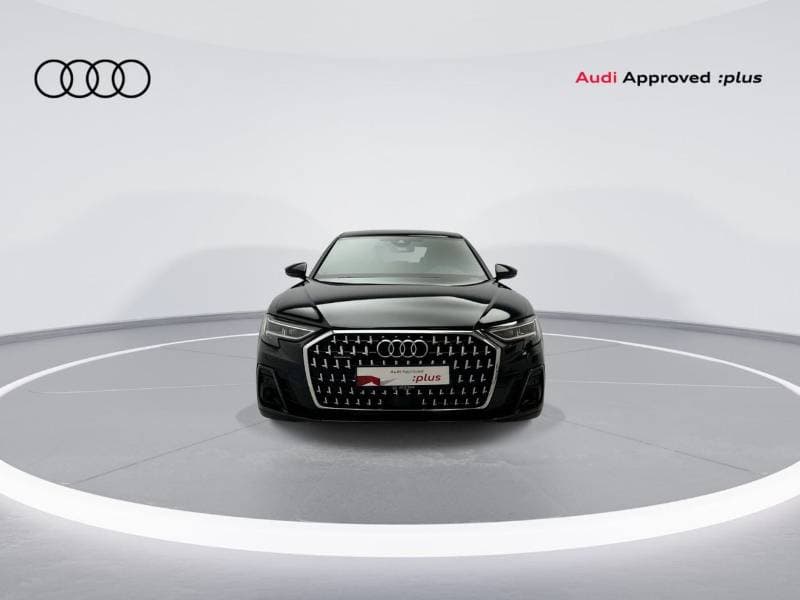 2026 Audi A8 55 TFSI thumbnail 3