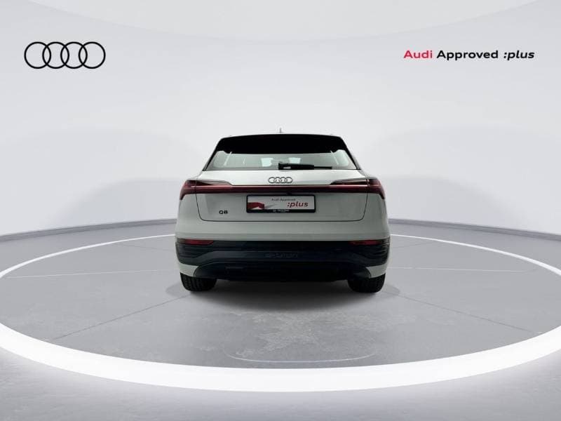 2024 Audi Q8 e tron thumbnail 4