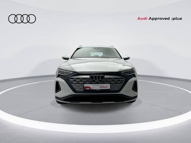 2024 Audi Q8 e tron thumbnail 3