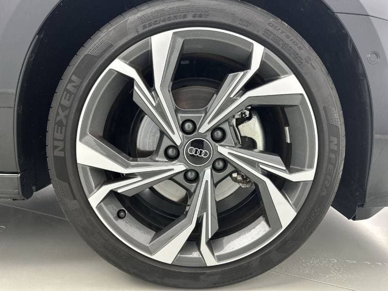 2026 Audi A3 35 TFSI thumbnail 5