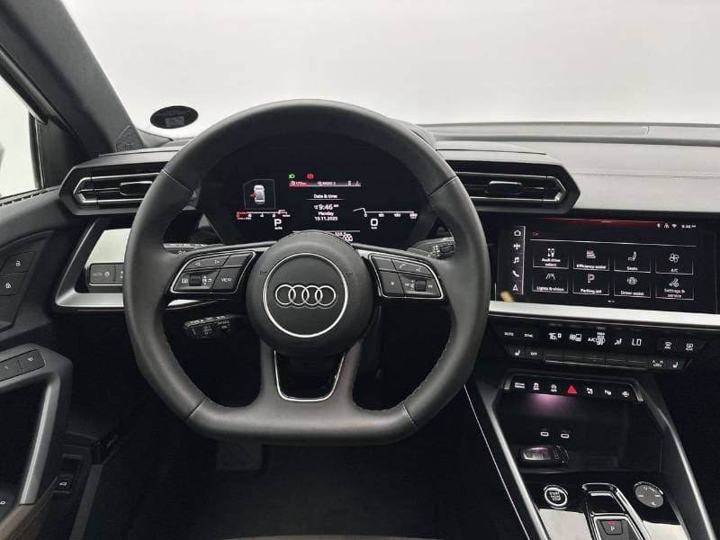 2025 Audi A3 35 TFSI ADVANCED thumbnail 6