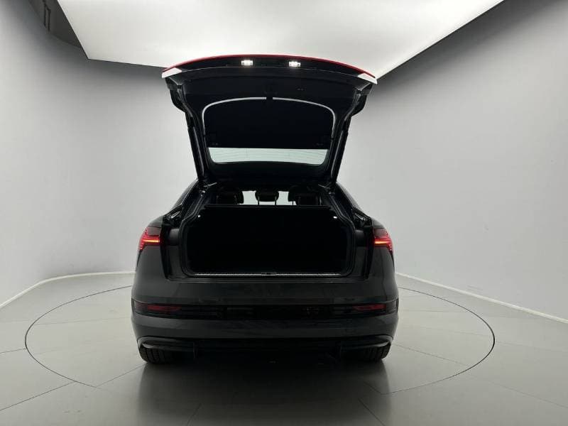2022 Audi etron Sportback thumbnail 5