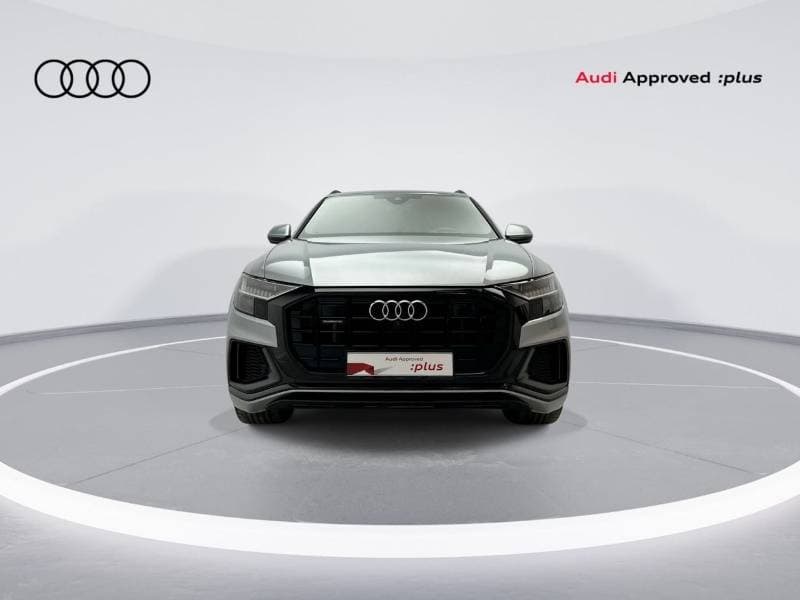 2023 Audi Q8 55 TFSI thumbnail 3