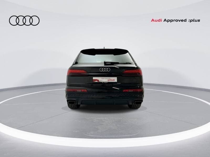 2025 Audi Q7 55 TFSI S LINE thumbnail 4