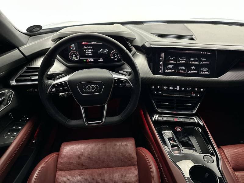 2023 Audi e tron GT PROGRESS PLUS thumbnail 7