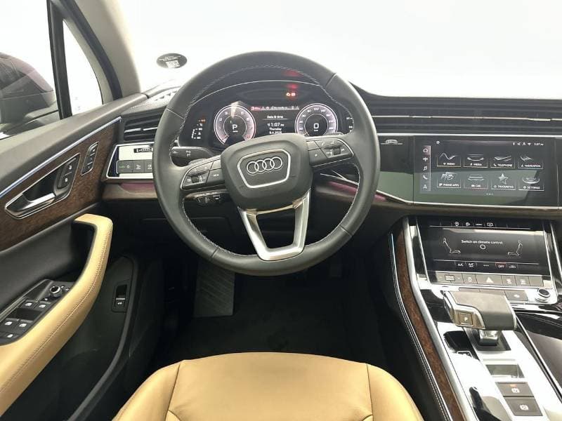 2025 Audi Q7 55 TFSI S LINE thumbnail 7